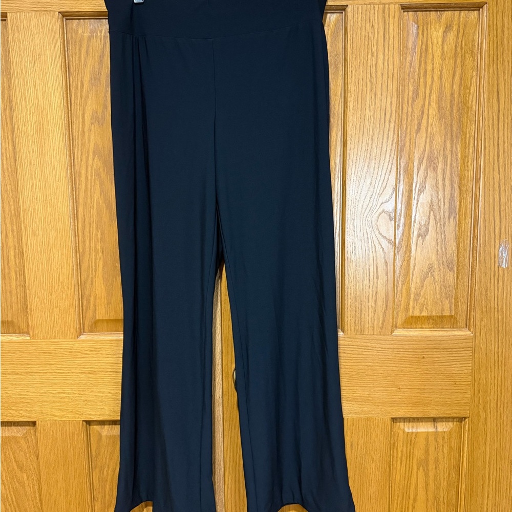 Lana Lee Black Women’s Petite Pant Size M